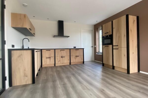 Keuken maatwerk - staal - eiken -zwart - stoer-3